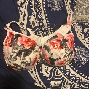 NWT. Cacique brand bra.